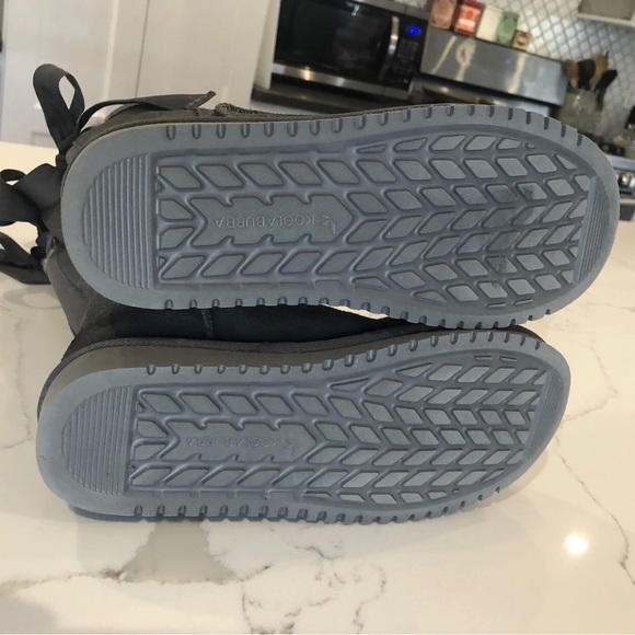 KOOLABURRA BY UGG Bow Accent Gray Suede Shearling Lined Tall Boots Size 8 - Picture 7 of 8